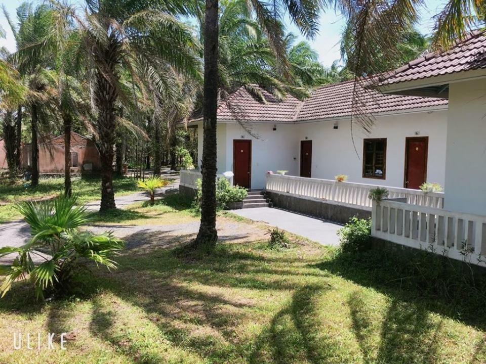 Hotel Palm Garden House Quang Tri Esterno foto